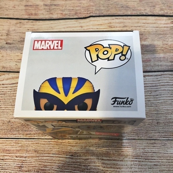 NWT Marvel Collector's Corp Funko Pop Wolverine El Animal Indestructible #711 - Picture 5 of 6